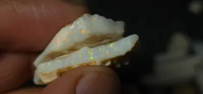 36.8 Carats Coober Pedy Opal Rough 