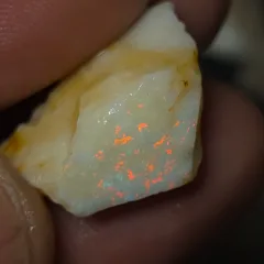 16 Carats Coober Pedy Opal Rough  - 1