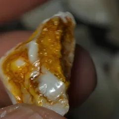 16 Carats Coober Pedy Opal Rough  - 4