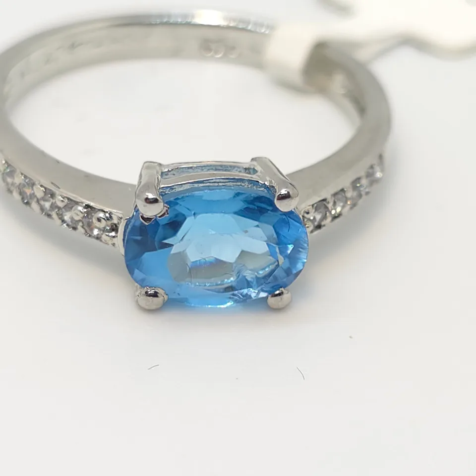 Blue Topaz Sterling Silver ring - 5