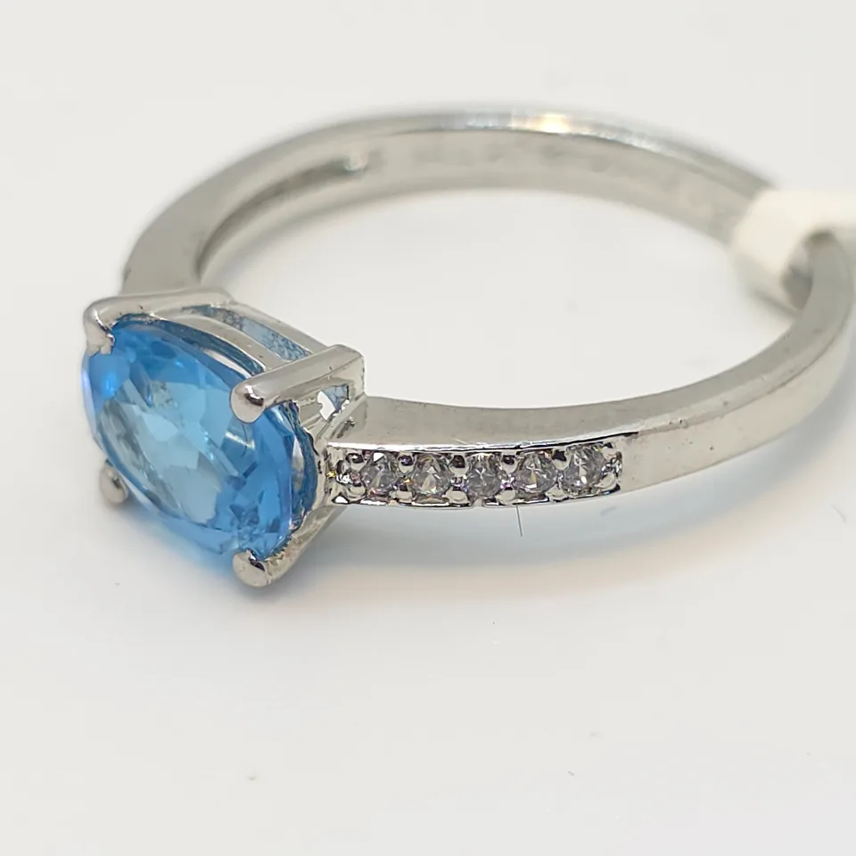 Blue Topaz Sterling Silver ring - 6