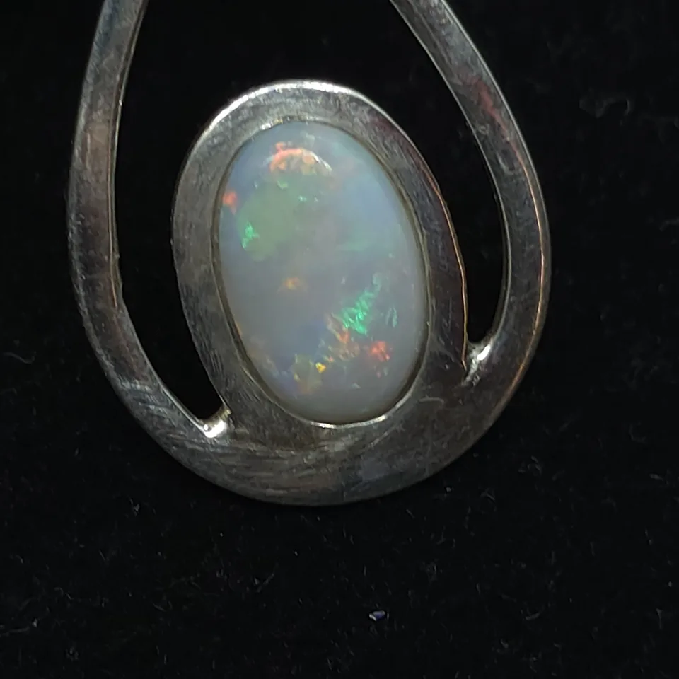 Coober Pedy Opal Pendant 