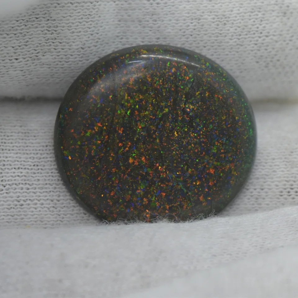 16 Carats Andamooka Matrix Opal - 7