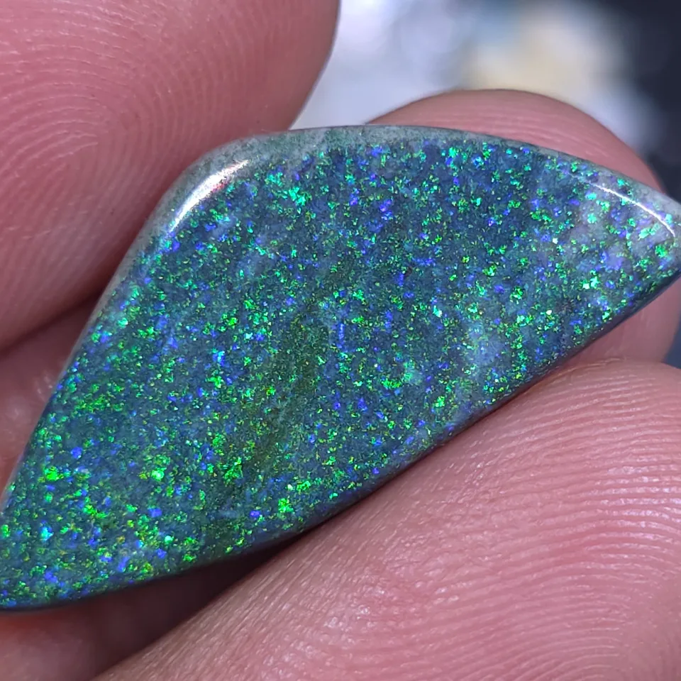 11 Carats Andamooka Matrix Opal Stone 