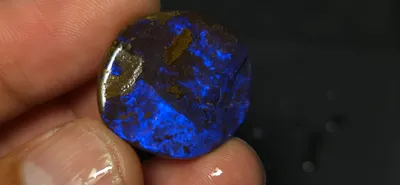 Australian Boulder Opal Rub