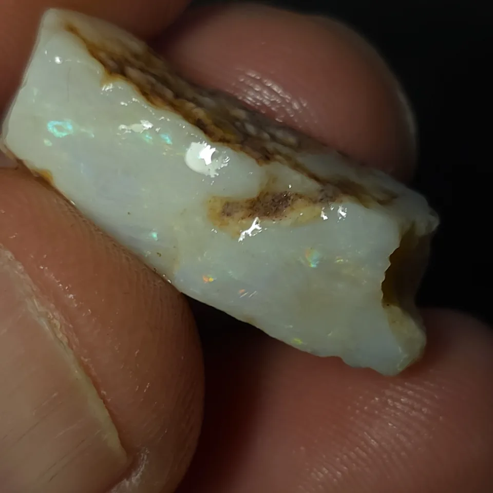 Coober Pedy Opal Rough parcel - 9