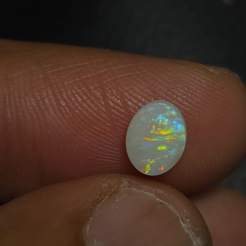 Coober Pedy unset Opal  - 4