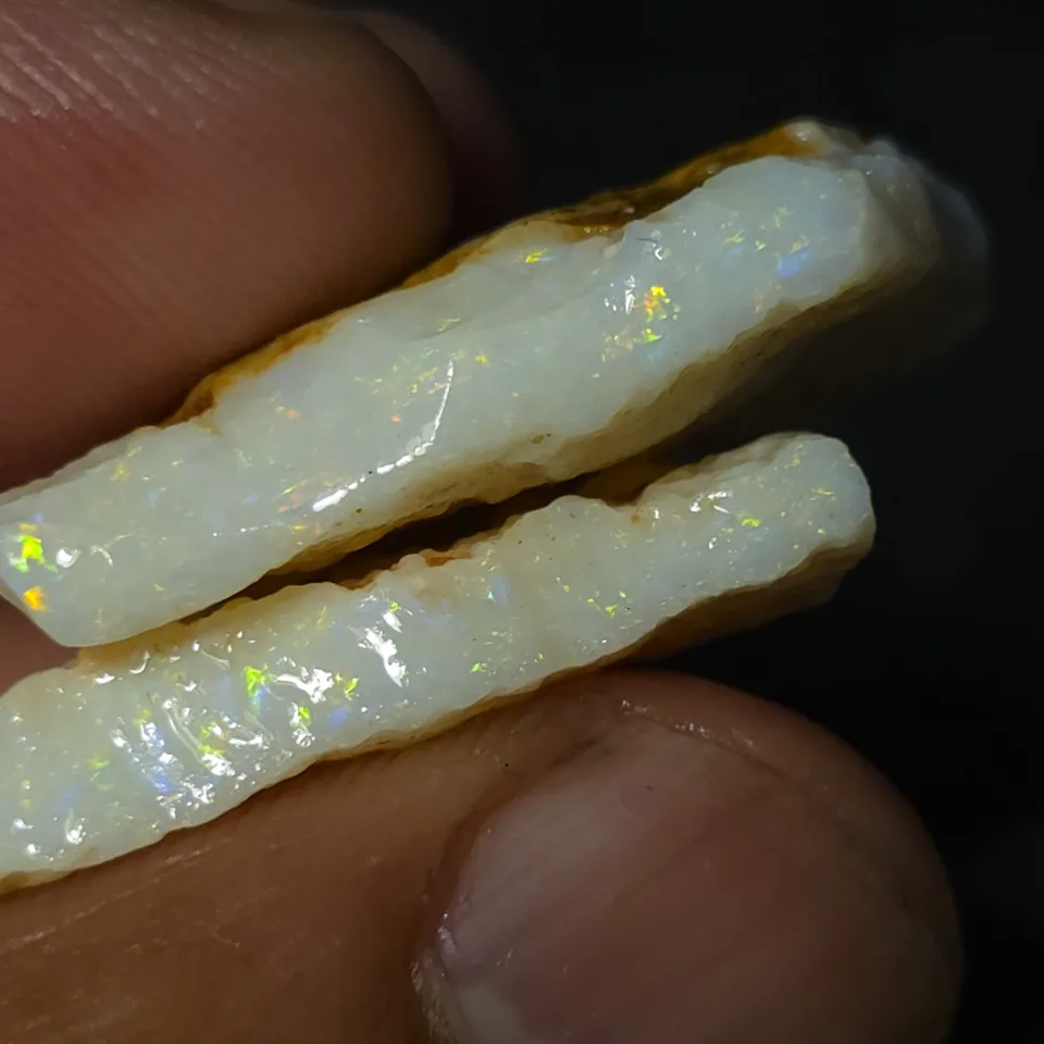 41.8 Carats Coober Pedy Opal Rough  - 4