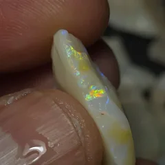 24.5 Carats Coober Pedy Rough Opal - 6