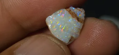 Coober Pedy rough opal