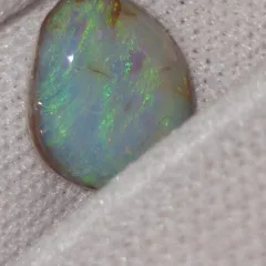 Mintabie Opal Stone.  Small fiery ring stone to set.  - 3