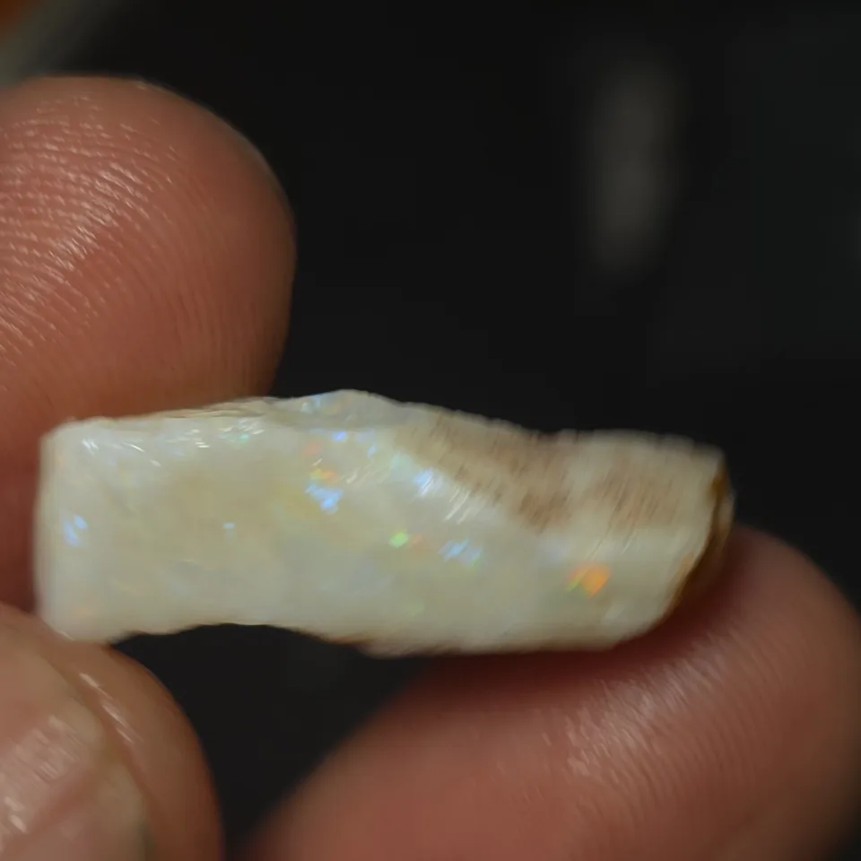 10.9 Carats Coober Pedy Opal Rough - 2