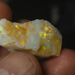 27.9 Carats Coober Pedy Opal Rough  - 7